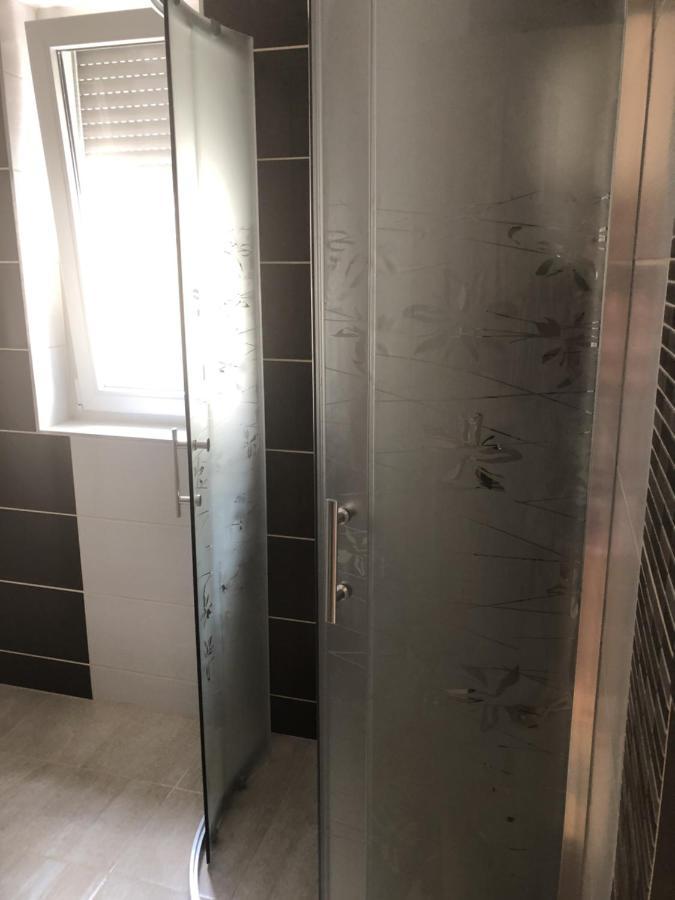 Szem-S Vendeghaz Hotel Balatonszárszó Eksteriør billede