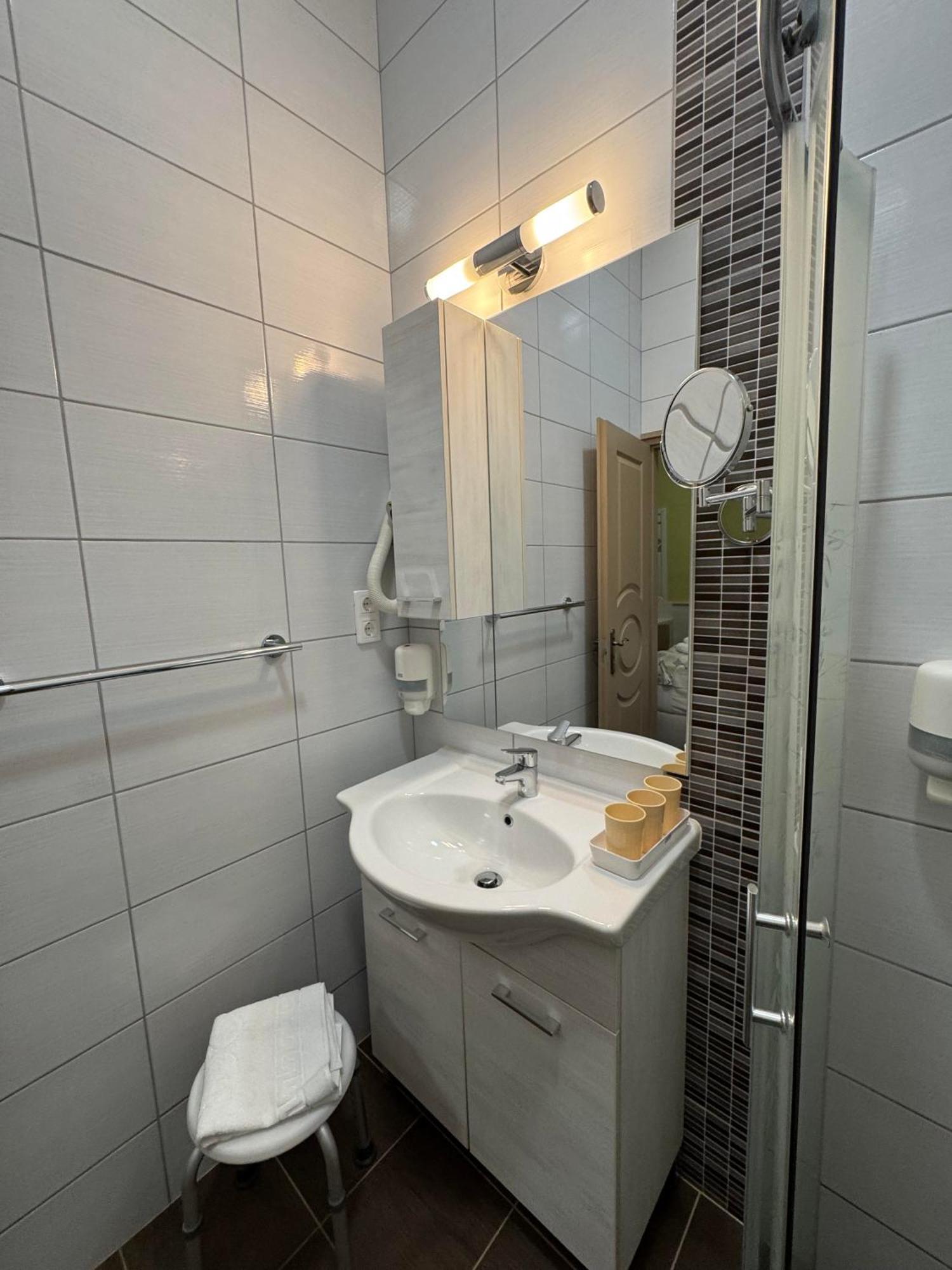 Szem-S Vendeghaz Hotel Balatonszárszó Eksteriør billede